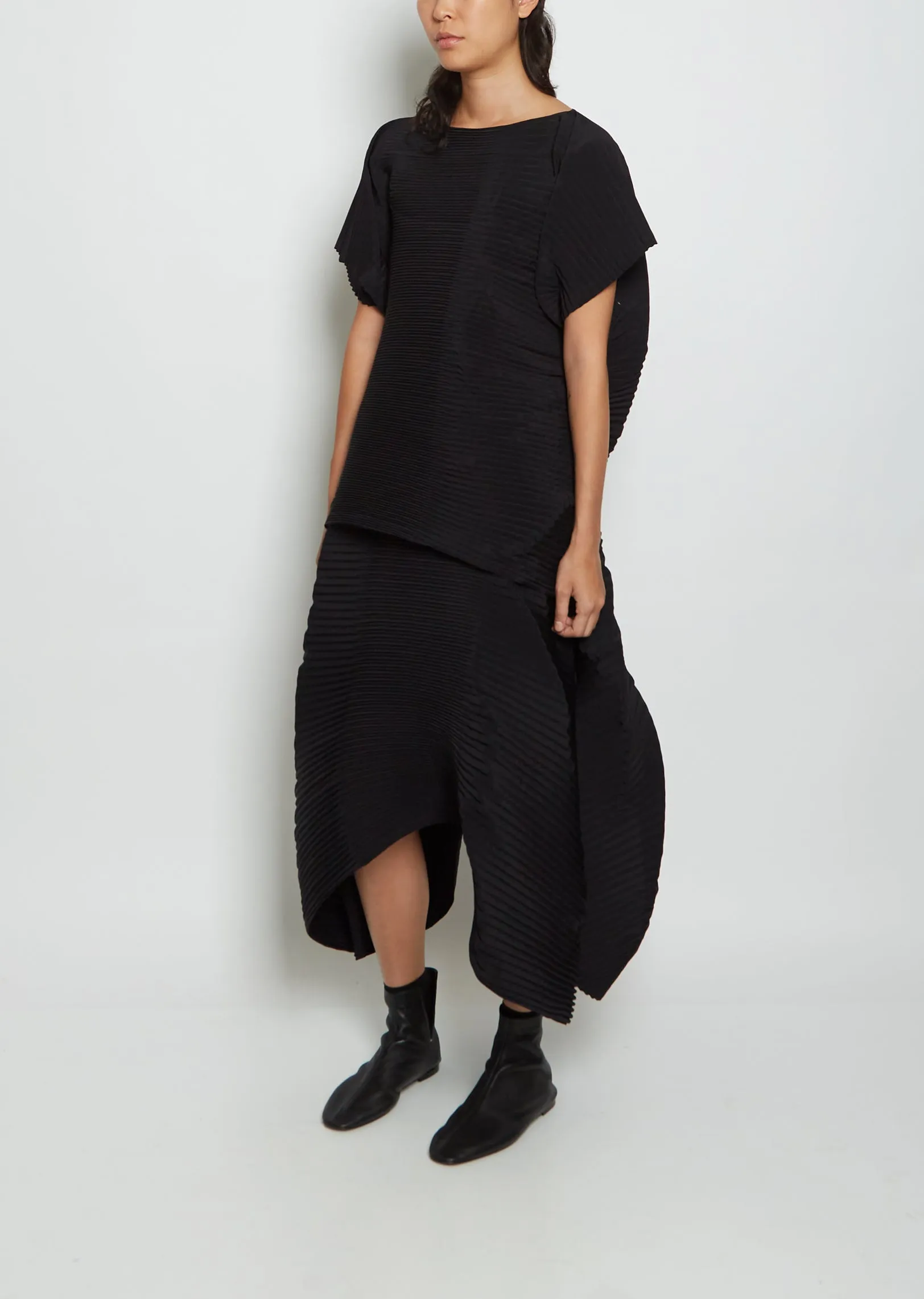Leaf Pleats Polyester Top